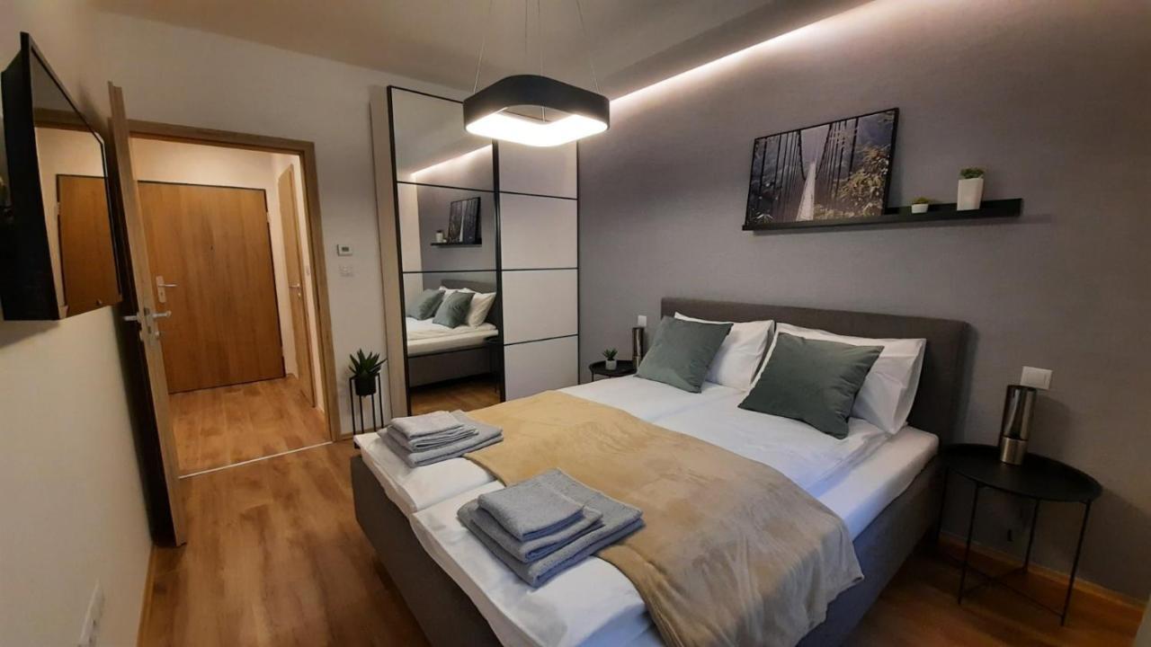Bpr Space Grey Home With Balcony Budapeşte Dış mekan fotoğraf
